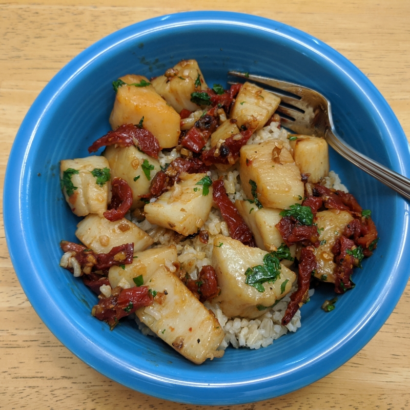 Spicy Scallops with Sun-dried Tomatoes